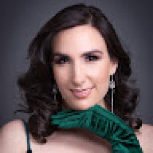 SarahSey-8990