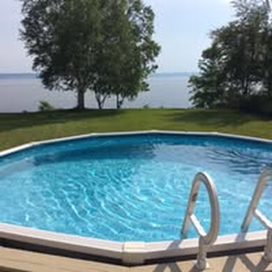 ClaudeRoy-7566